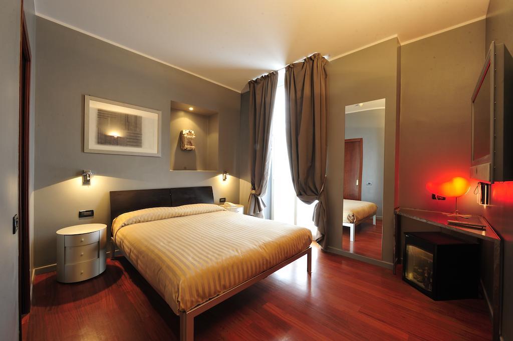 Art Hotel Boston Torino Esterno foto